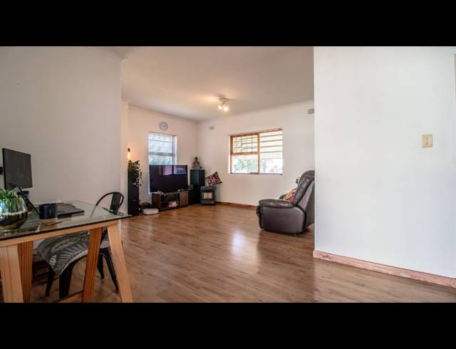 1 BEDROOM HOUSE TO LET IN EDGEMEAD